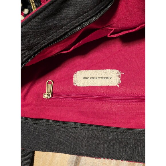 American And Beyond EMBELLISHED TOTE WITH POUCH RED FLORAL Boho Beaded Duffle - Picture 4 of 6